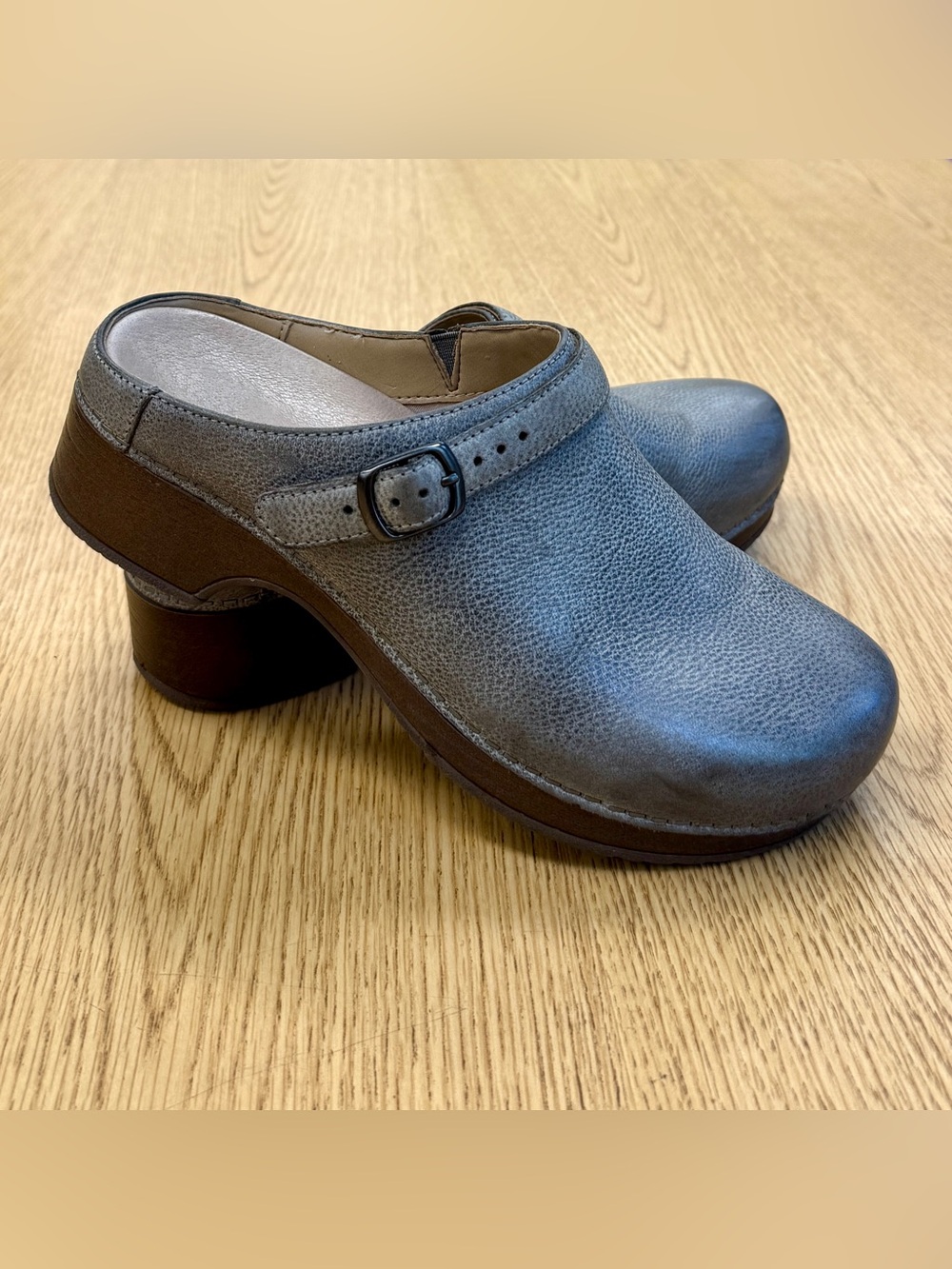 Dansko Berry Premium Leather Convertible Clogs Mules with Buckle in Pewter 37